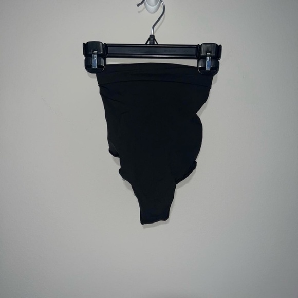 SKIMS Other - Black onyx SKIMS high waisted thong Medium SKIMS